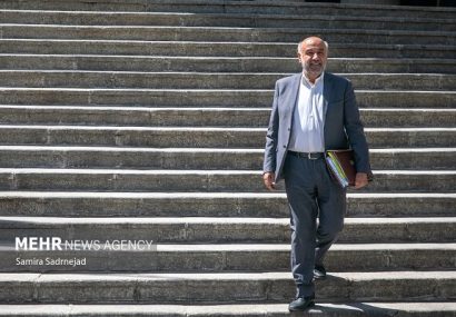 میدری: اوراق سازمان تأمین اجتماعی هفته آینده در بورس عرضه میشود میدری: اوراق سازمان تأمین اجتماعی هفته آینده در بورس عرضه میشود